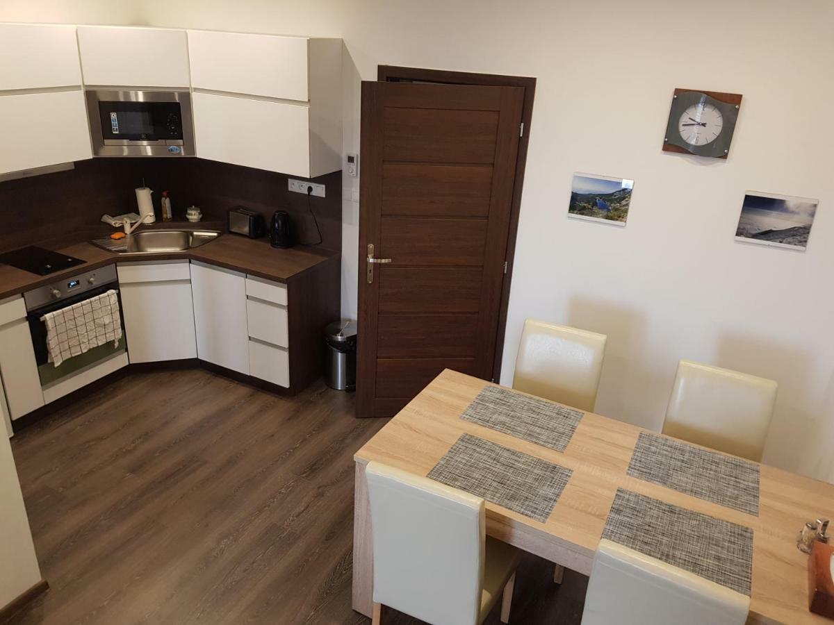 Apartman Pod Stitom Tatranska Lomnica Exterior photo